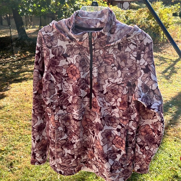 Royal Robbins Sentinel Peak Hoodie size M floral pockets flattering silhouette - Picture 12 of 16